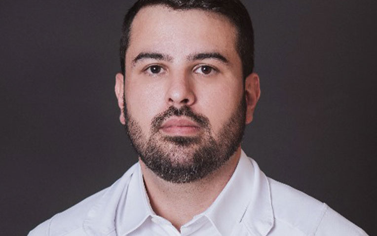 Dr. Marcos Vinícius Marciano Campos de Souza